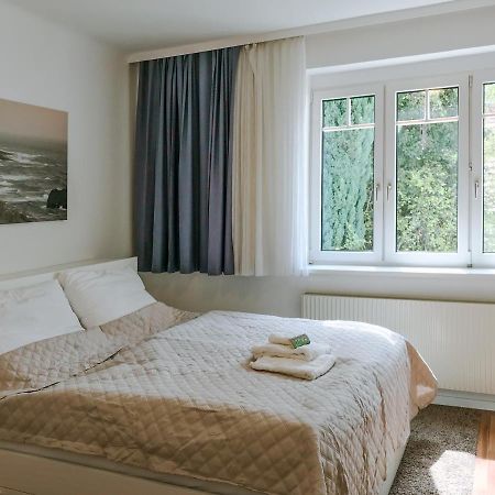 Ferienwohnung In Der Fussgaengerzone Gartenblick - Studio Apartment Eisenstadt Exterior foto